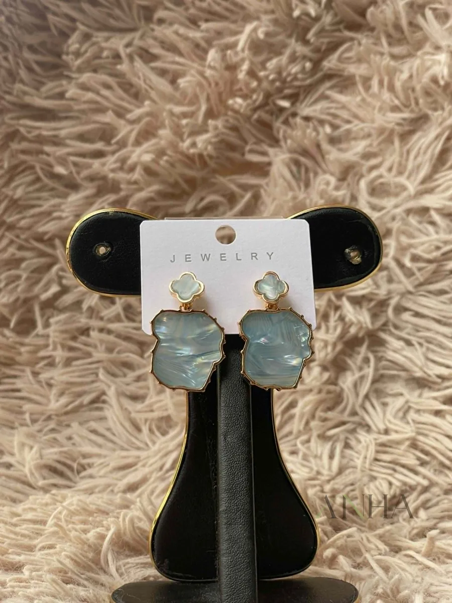 Sky Blue Marble Earring